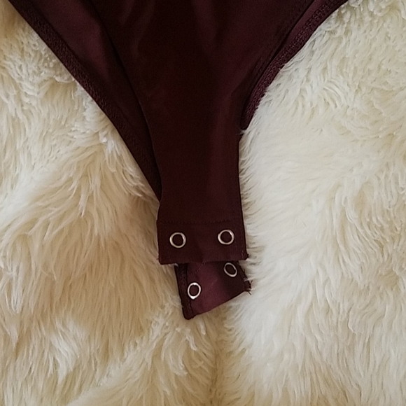 Brown striped bodysuit - Picture 6 of 6